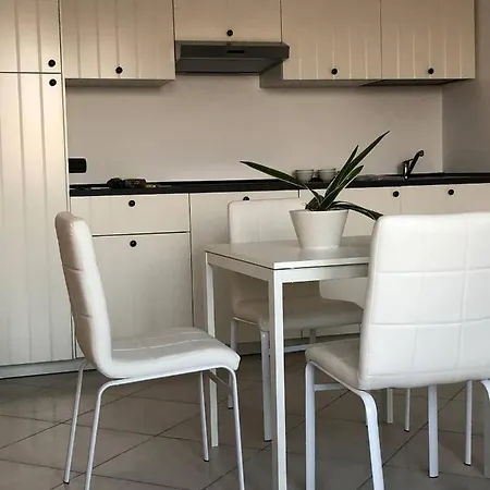 アパート Bilocale Marinaro